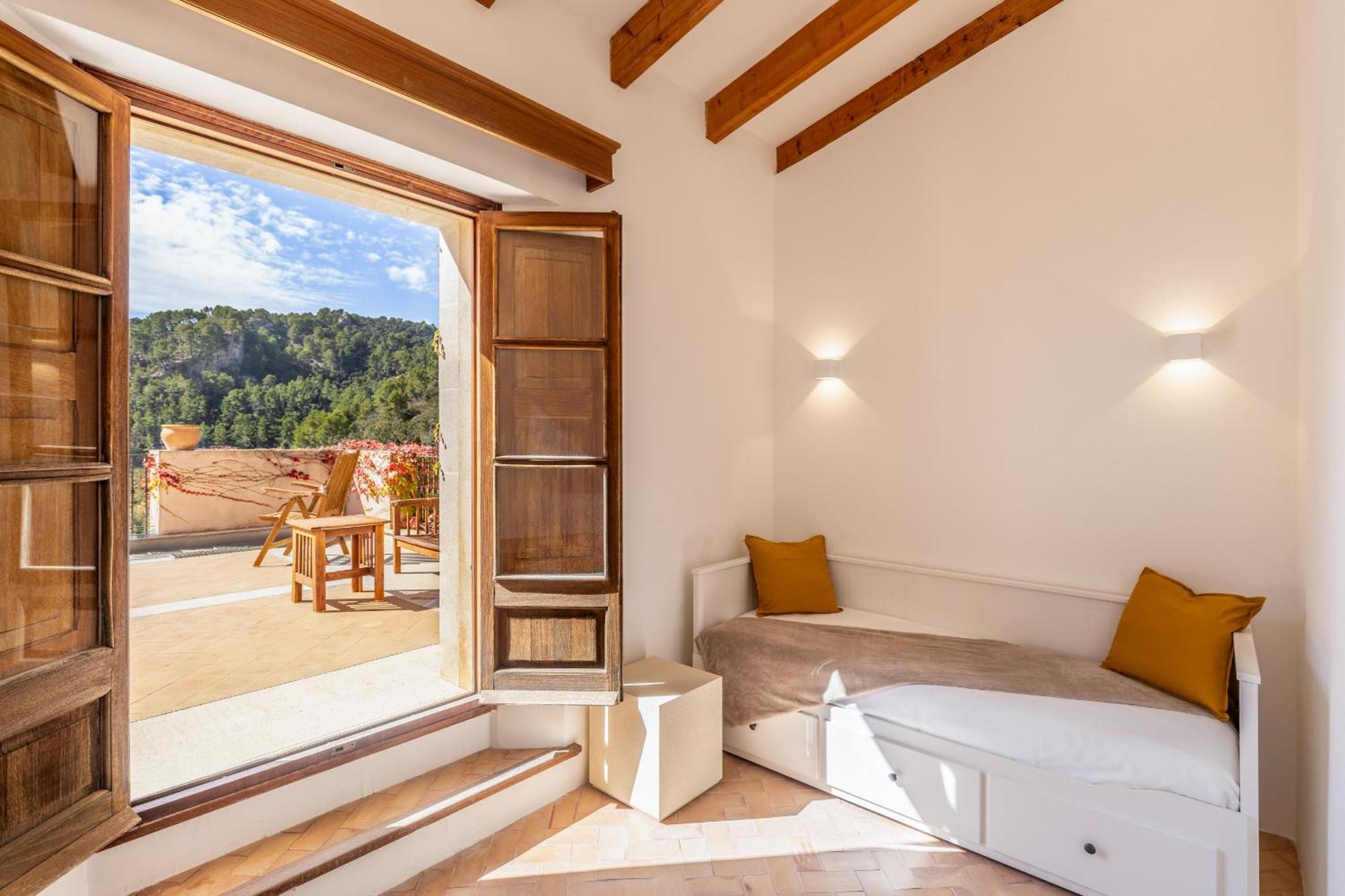 Villa Honor Vell - Hidden Valley Retreat *