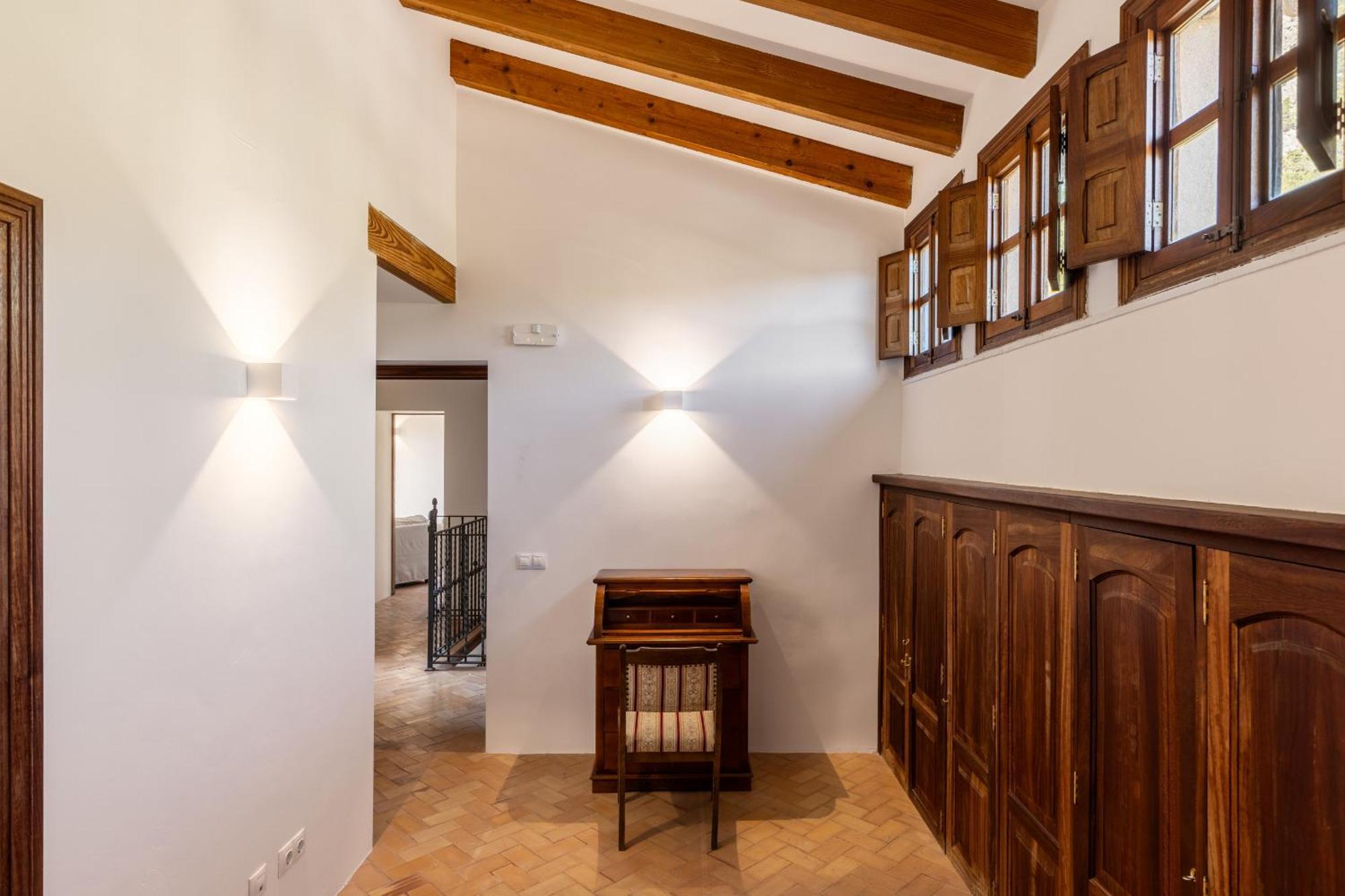 Villa Honor Vell - Hidden Valley Retreat *
