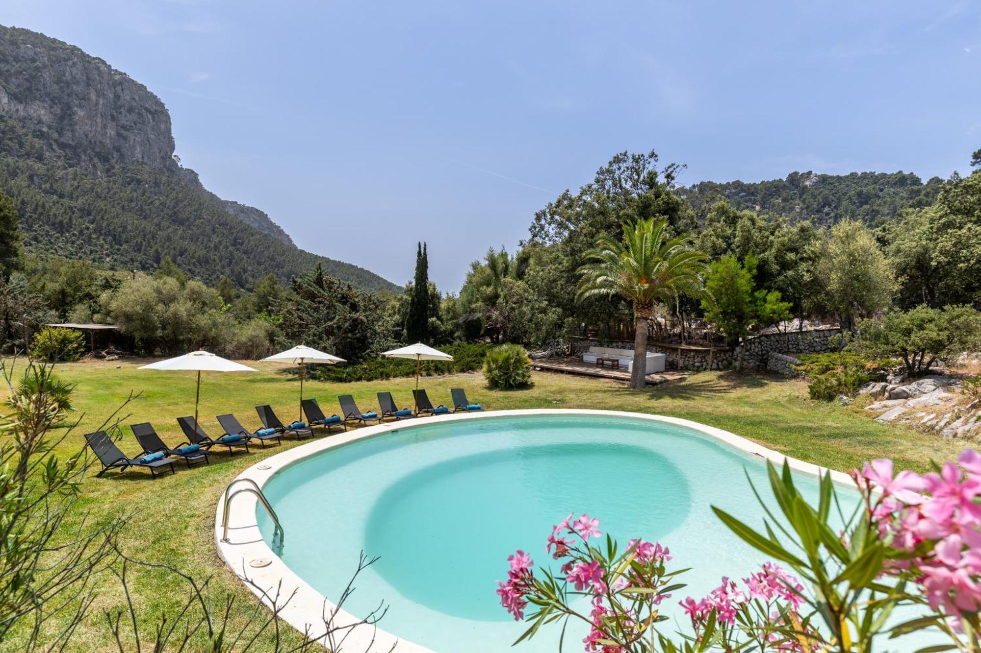 Villa Honor Vell - Hidden Valley Retreat